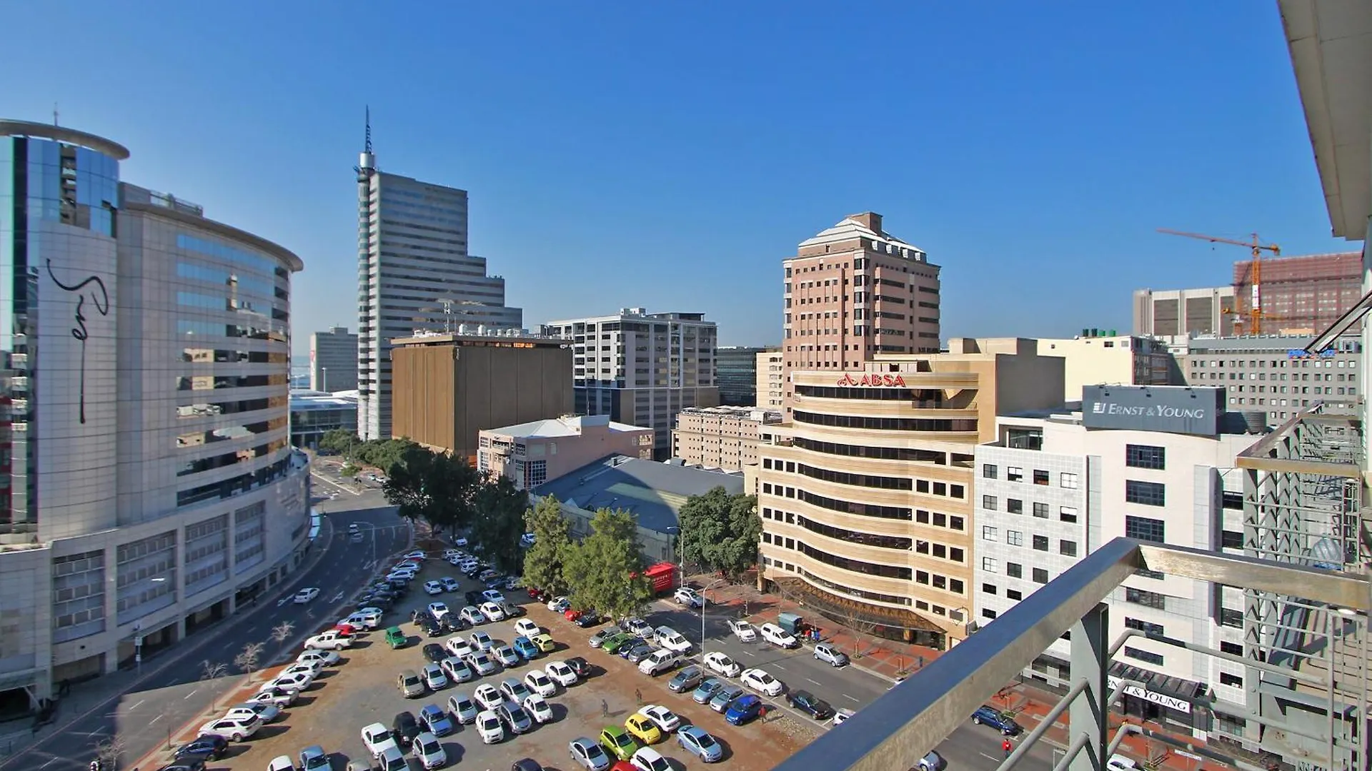 Full Power, Central, Walk To Restaurants & Waterfront, Pool & Ac Cape Town South Africa